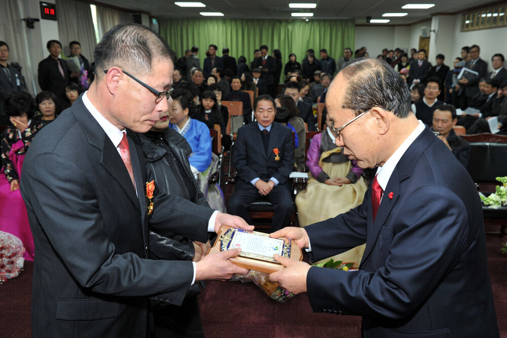 하반기정년명예퇴임식27(2013,12,31,상황실).jpg