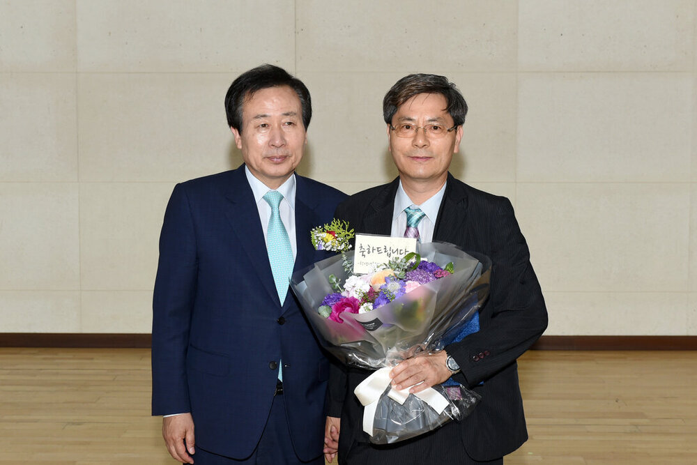 목포백년회효행상시상식08(2016,5,27,오거리문화센터).jpg
