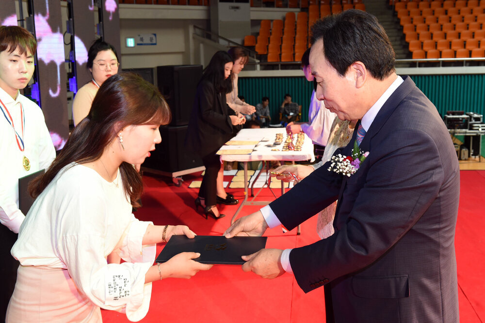 대한미용사회목포시지부미용예술경연대회20(2017,5,23,목포실내체육관).jpg