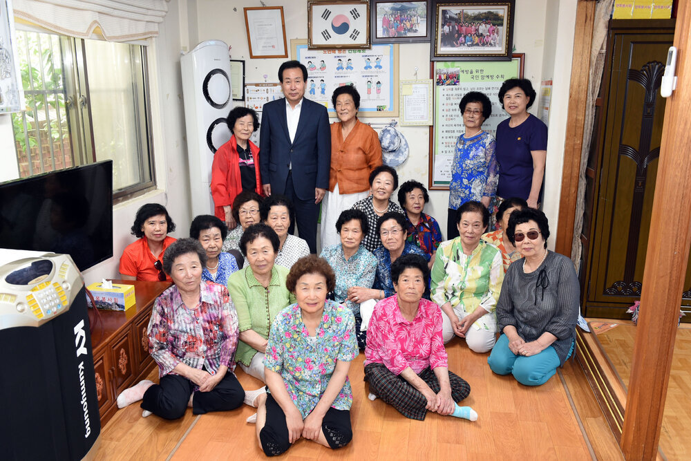찿아가는소통의날경로당방문(2017,6,28,우미2차아파트경로당).jpg