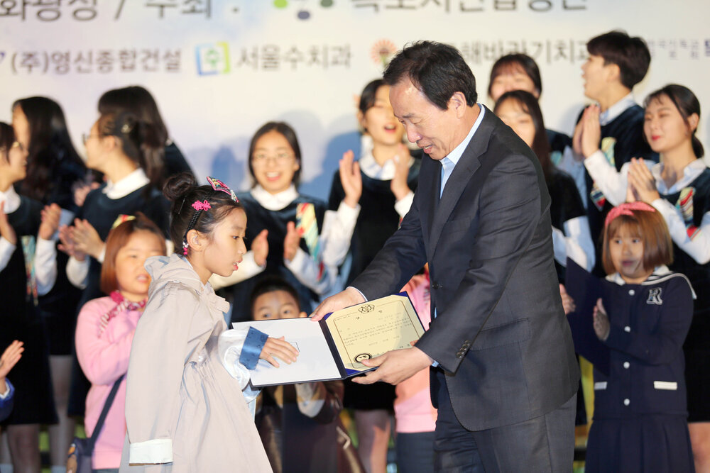 목포시어린이동요대회19(2017,10,22,평화광장).jpg