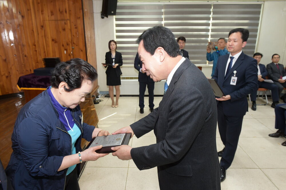 박홍률 목포시장 시상.